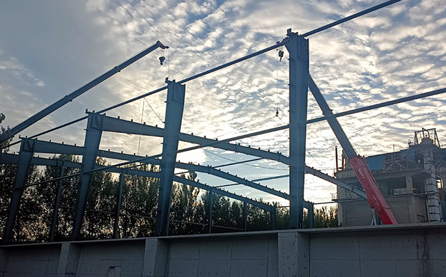 長春鋼結構廠家在城市基礎設施建設中的重要作用：助力城市發(fā)展與現(xiàn)代化